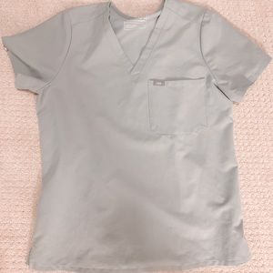 Figs medium Catarina scrub top